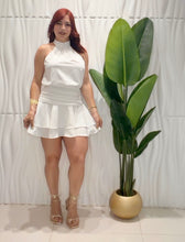 Cargar imagen en el visor de la galería, Ruffle White Dress
