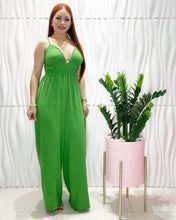 Cargar imagen en el visor de la galería, Wide Leg Green Jumpsuit
