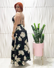 Cargar imagen en el visor de la galería, Floral Maxi Dress
