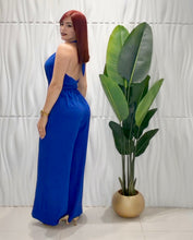 Cargar imagen en el visor de la galería, Royal Blue Halter Jumpsuit

