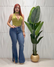 Cargar imagen en el visor de la galería, Vibrant Long Jeans
