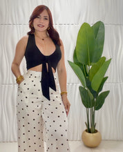 Cargar imagen en el visor de la galería, Black One Size Top
