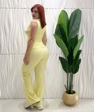 Cargar imagen en el visor de la galería, Butter Yellow Top &amp; Palazzo Set
