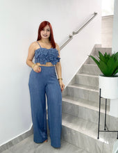 Cargar imagen en el visor de la galería, Floral Denim Set

