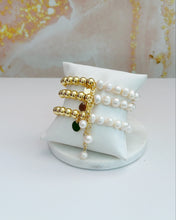 Cargar imagen en el visor de la galería, Pearl Bracelets
