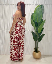 Cargar imagen en el visor de la galería, Burgundy &amp; Ivory Set
