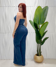 Cargar imagen en el visor de la galería, Halter Denim Jumpsuit
