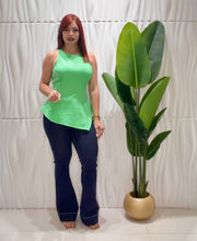 Cargar imagen en el visor de la galería, Asymmetric Top
