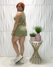 Cargar imagen en el visor de la galería, Olive Vest &amp; Short Set

