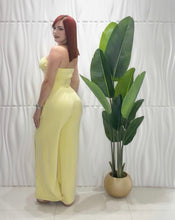 Cargar imagen en el visor de la galería, Travel Yellow Set
