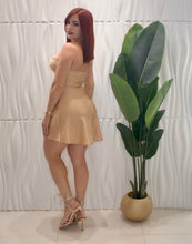 Cargar imagen en el visor de la galería, Gold Lycra Dress
