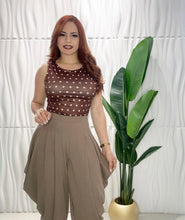 Cargar imagen en el visor de la galería, Chocolate Polka Dots Body Suit
