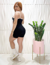 Cargar imagen en el visor de la galería, Basic Black $ White Romper
