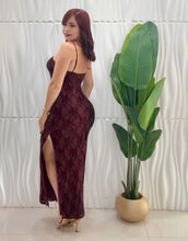 Cargar imagen en el visor de la galería, Burgundy Lace Maxi Dress
