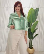 Cargar imagen en el visor de la galería, Stripes Green &amp; Ivory Top
