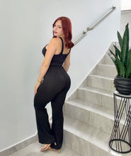 Cargar imagen en el visor de la galería, Black Top &amp; Long Pant

