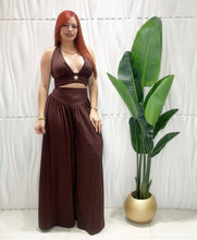 Cargar imagen en el visor de la galería, Halter Top &amp; Palazzo Set
