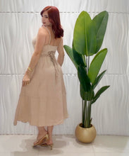 Cargar imagen en el visor de la galería, Midi Arena Dress
