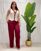 Cargar imagen en el visor de la galería, Burgundy Vest &amp; Pant Set
