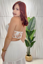 Cargar imagen en el visor de la galería, White Lace Corset
