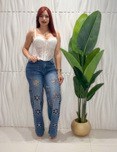 Cargar imagen en el visor de la galería, Flower Hight Waist Jeans
