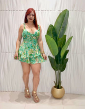 Cargar imagen en el visor de la galería, Green Romper
