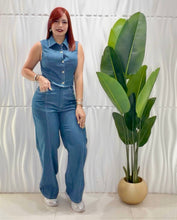 Cargar imagen en el visor de la galería, Denim Light Vest &amp; Pant Set
