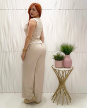 Cargar imagen en el visor de la galería, Nude Vest &amp; Pants Set
