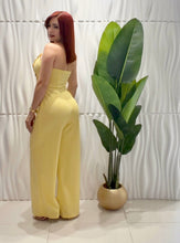 Cargar imagen en el visor de la galería, Butter Yellow Jumpsuit
