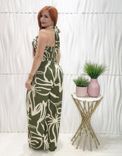 Cargar imagen en el visor de la galería, Olive Vest &amp; Palazzo Set
