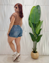 Cargar imagen en el visor de la galería, Hight Waist Short Jeans
