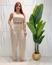 Cargar imagen en el visor de la galería, Khaki &amp; White Trim Set
