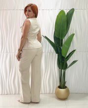 Cargar imagen en el visor de la galería, Formal Beige Set
