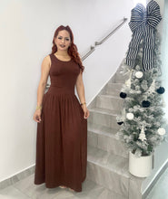 Cargar imagen en el visor de la galería, Chocolate Maxi Dress
