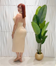Cargar imagen en el visor de la galería, Oatmeal Halter Dress
