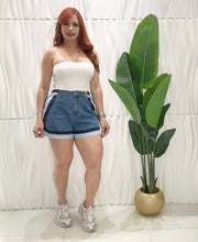 Cargar imagen en el visor de la galería, Denim Vibrant Short
