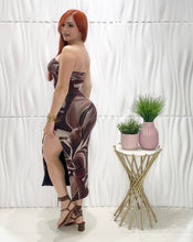 Cargar imagen en el visor de la galería, Chocolate Mousse Midi Dress

