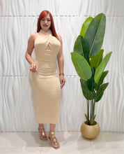 Cargar imagen en el visor de la galería, Oatmeal Halter Dress
