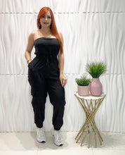 Cargar imagen en el visor de la galería, Black Jogger Jumpsuit
