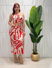 Cargar imagen en el visor de la galería, Tomato Beige Top &amp; Skirt Set
