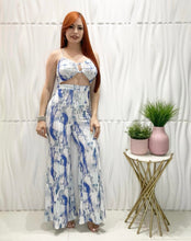 Cargar imagen en el visor de la galería, White &amp; Blue Jumpsuit
