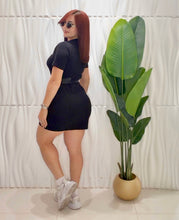 Cargar imagen en el visor de la galería, New Future Tshirt Dress

