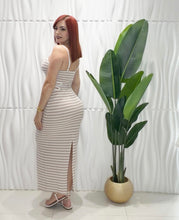 Cargar imagen en el visor de la galería, Beige Stripes Casual Dress
