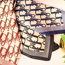 Cargar imagen en el visor de la galería, Headscarf

