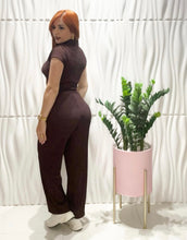 Cargar imagen en el visor de la galería, Choco Top &amp; Pant Sets
