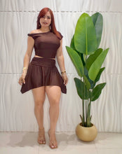 Cargar imagen en el visor de la galería, Chocolate Off Shoulder Top &amp; Skirt Set
