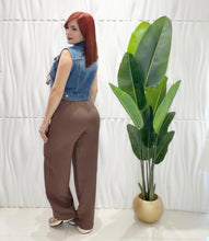 Cargar imagen en el visor de la galería, Chocolate Trouser
