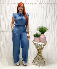 Cargar imagen en el visor de la galería, Denim Top &amp; Palazzo Set
