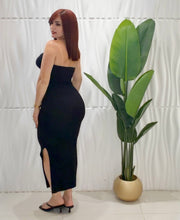 Cargar imagen en el visor de la galería, Black Sweater Midi Dress
