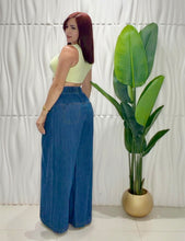 Cargar imagen en el visor de la galería, Vibrant Pant Jeans
